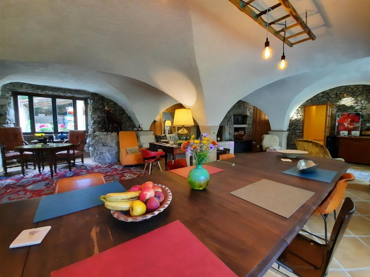 La Bergerie A Menee Hotel Châtillon-en-Diois Екстериор снимка