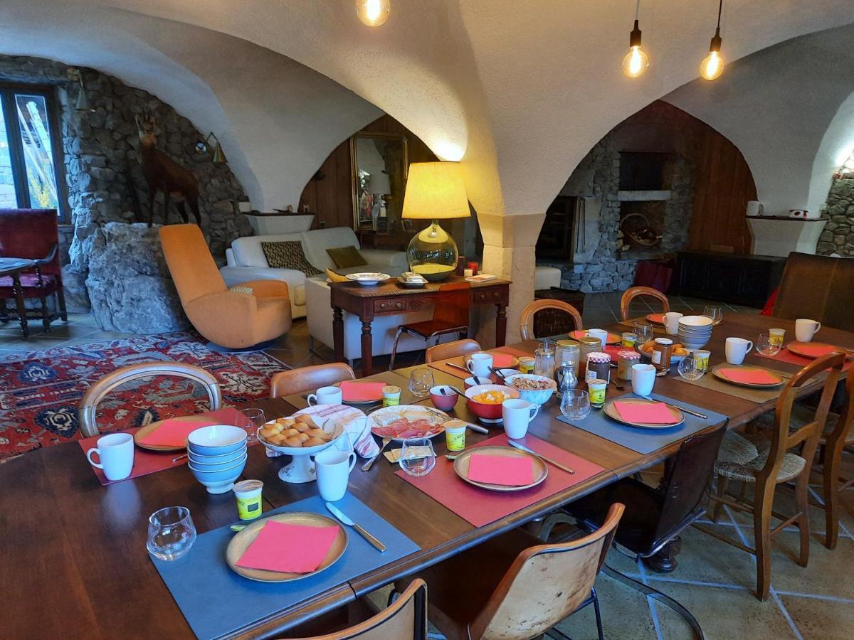 La Bergerie A Menee Hotel Châtillon-en-Diois Екстериор снимка