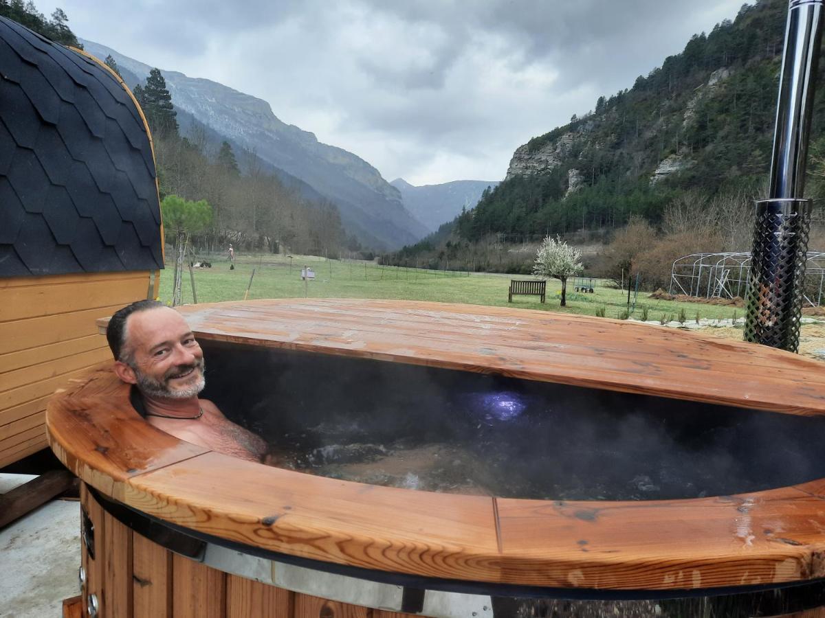 La Bergerie A Menee Hotel Châtillon-en-Diois Екстериор снимка